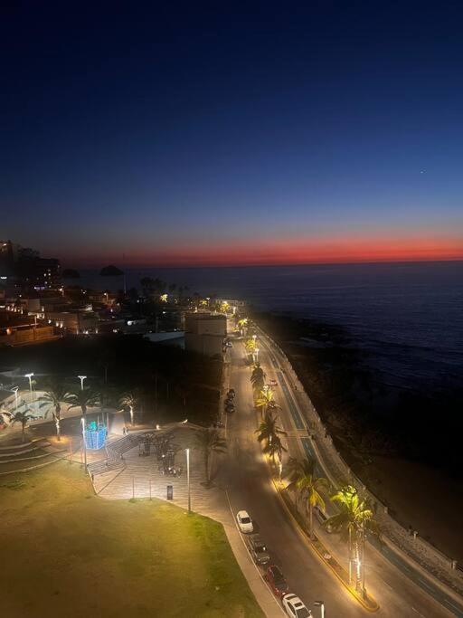 Апартаменты Malecon Vista Al Mar Alberca Infinity Jacuzzi Gym Масатлан Экстерьер фото